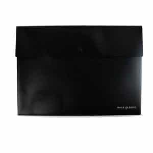 Sobre Pvc Con Broche Liso Negro 32X23Cm B5