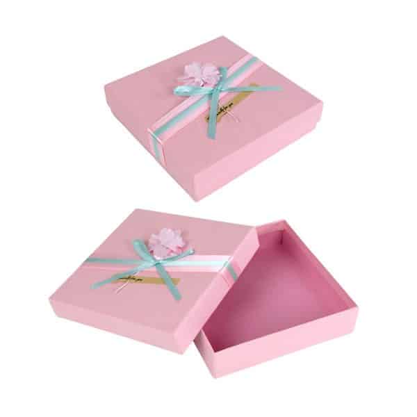 Caja de carton para regalo