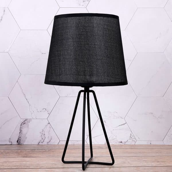 Lámpara de mesa con base de metal
