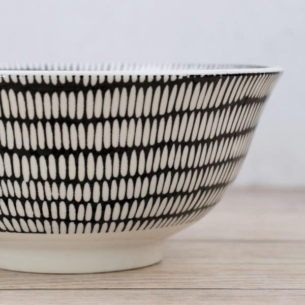 Bowl De Ceramica Con Diseño Blanco Y Negro - Imagen 3