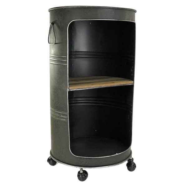 Bar tanque de metal con ruedas
